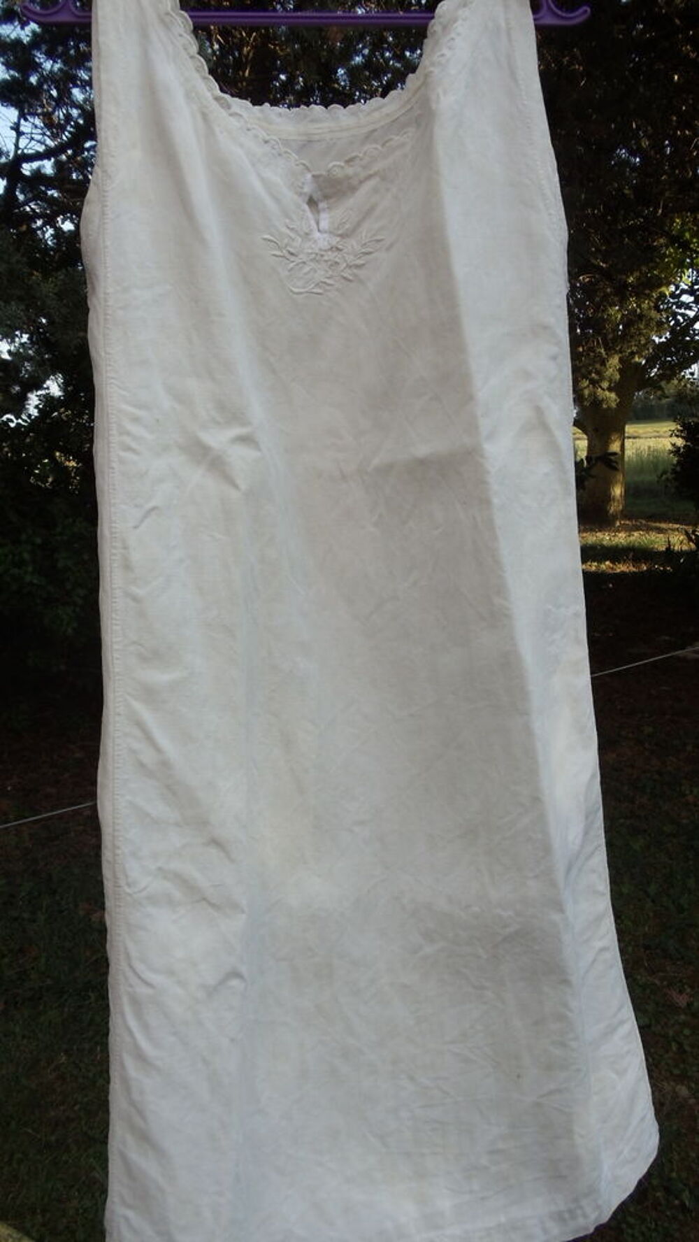 Chemise de nuit ancienne V�tements