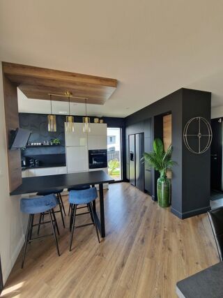  Maison � vendre 6 pi�ces 379 m�