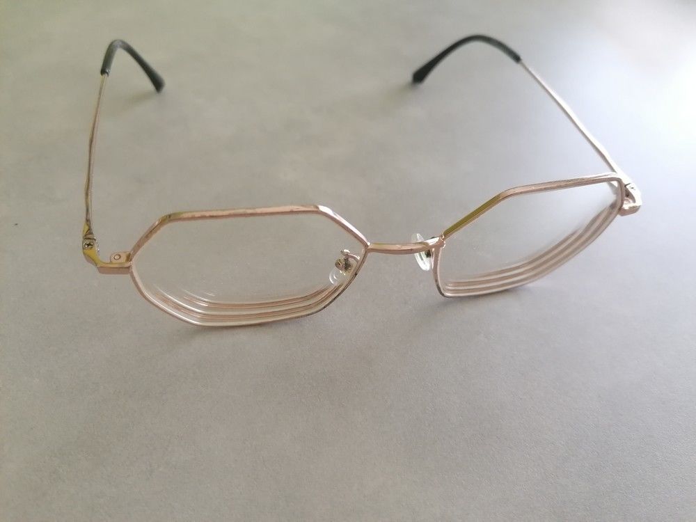 Montures de lunettes Bijoux et montres