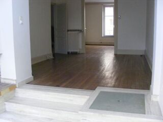  Maison à louer 8 pièces 167 m²