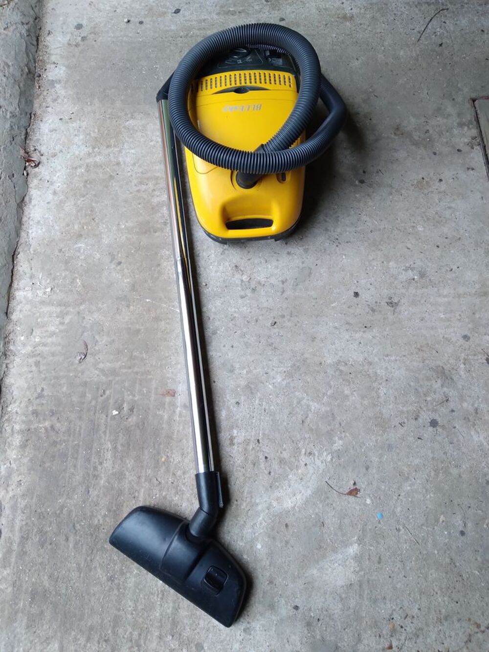 Aspirateur Electromnager