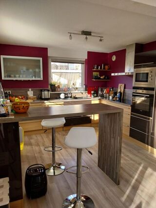  Appartement � vendre 5 pi�ces 121 m� 