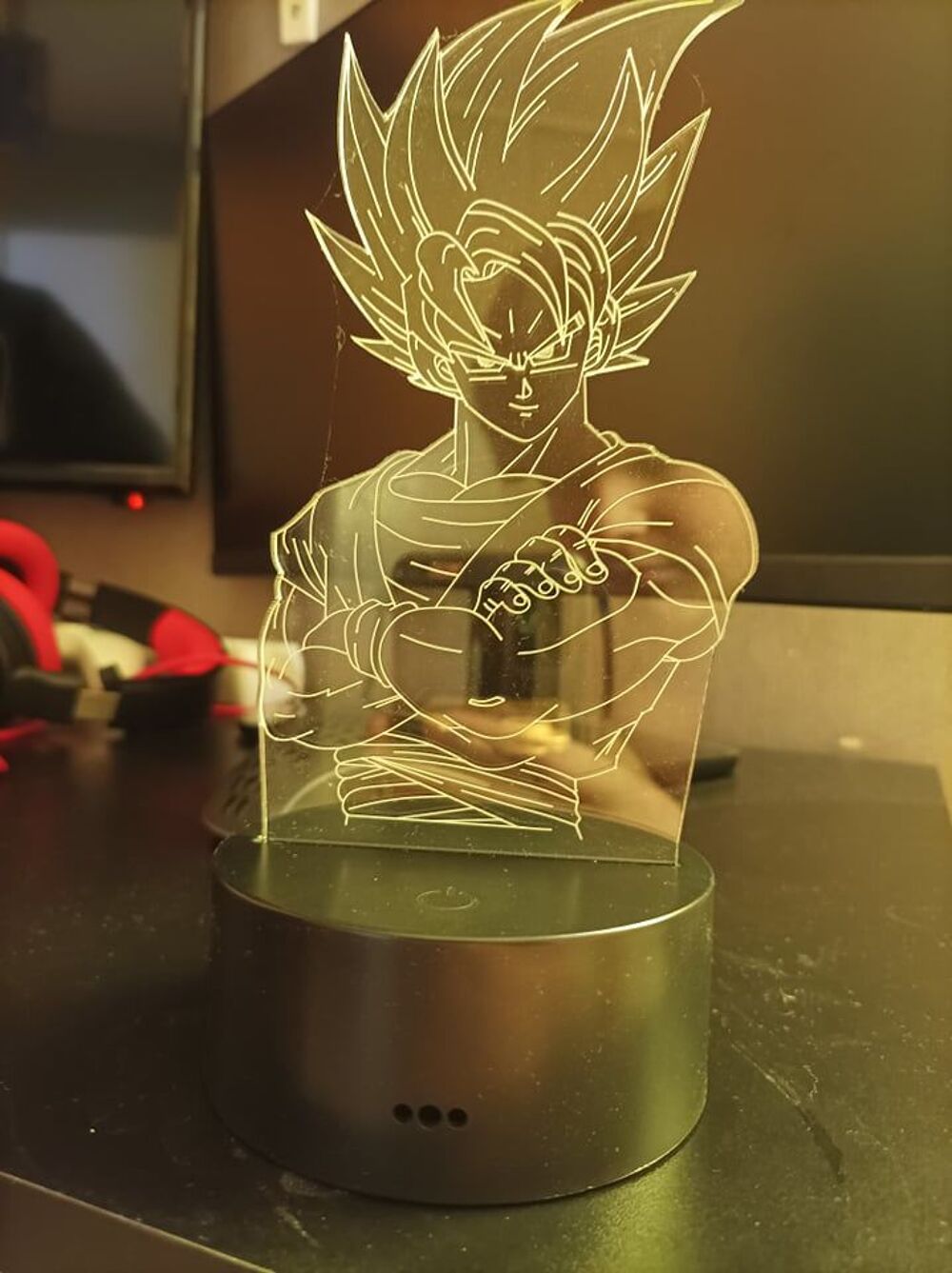 lampe &agrave; poser led differentes couleurs dragon ball 
