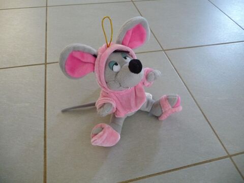 Souris en peluche grise habill�e en rose - Neuve 10 Celles-sur-Belle (79)