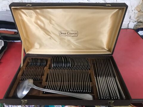 Ménagere jean couzon pour 80 eur  a venr chercher sur place Draveil (91)