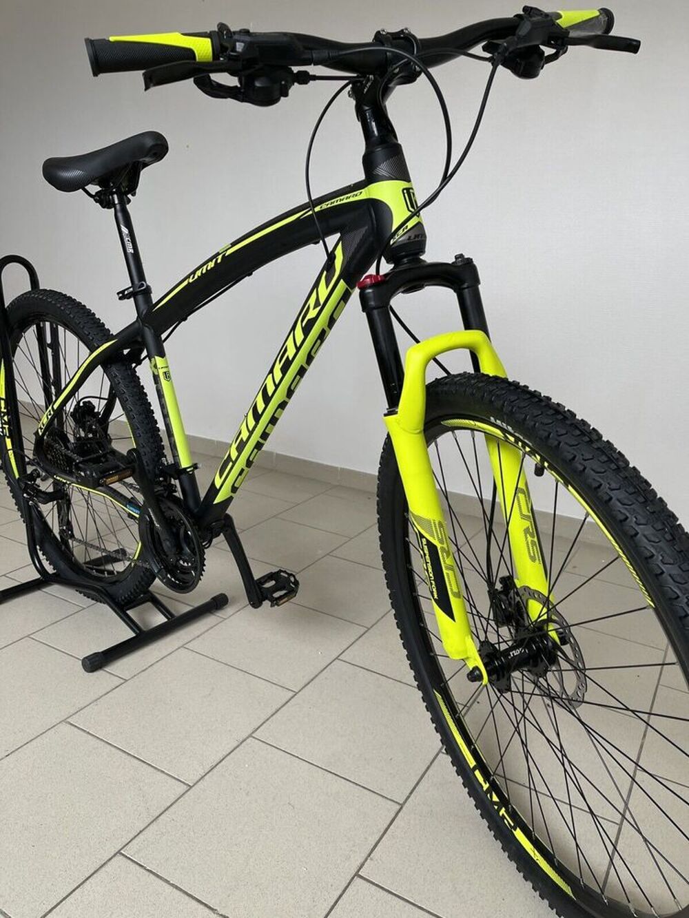 Vtt Calaro 29 Pouces Freins Hydraulique Vélos