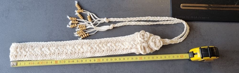 Tr&egrave;s jolie ceinture en crochet T 70 cm. Neuve Vtements