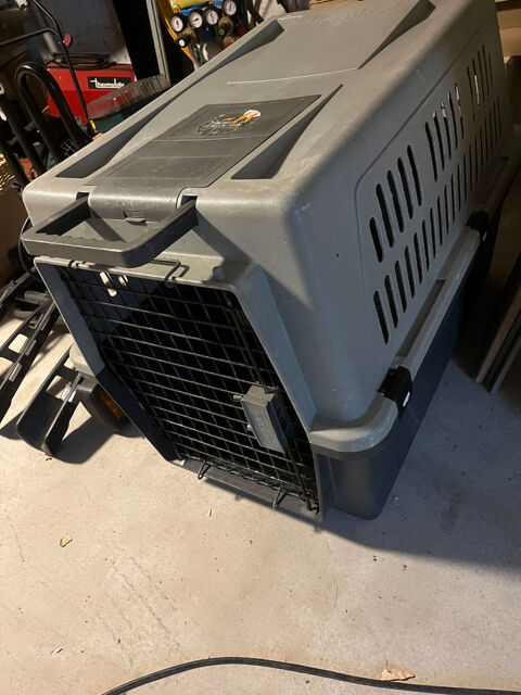 CAGE DE TRANSPORT POUR CHIEN DE 30 KILOS Calais (62)