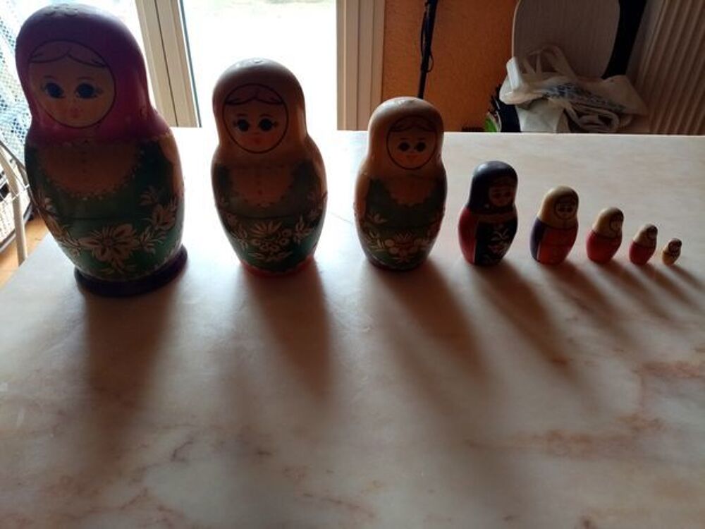 poup&eacute;e Russe 