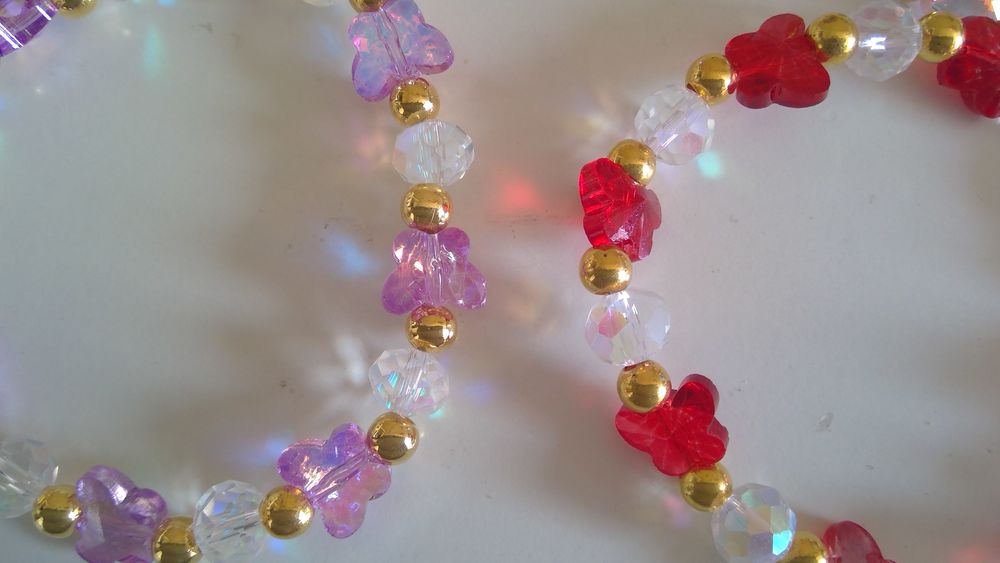 5€ BRACELETS PERLES PAPILLONS Maroquinerie