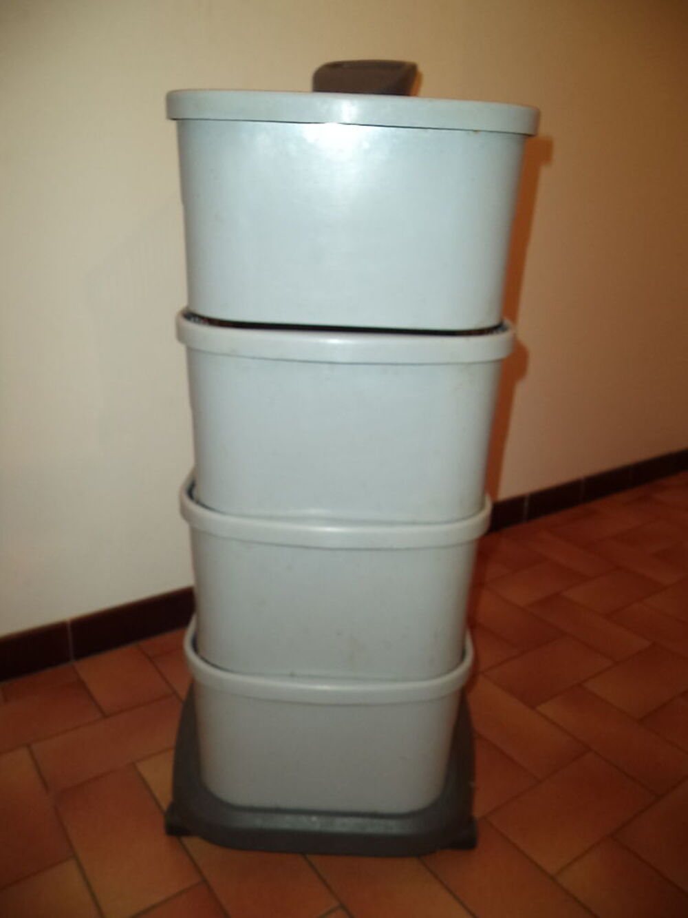 Meuble servante sur roulettes Meubles
