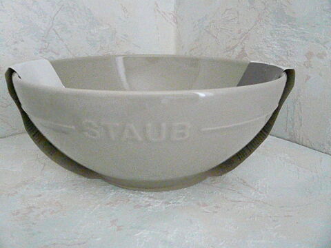 Saladier Staub ? diamètre 24cm 20 Franqueville-Saint-Pierre (76)