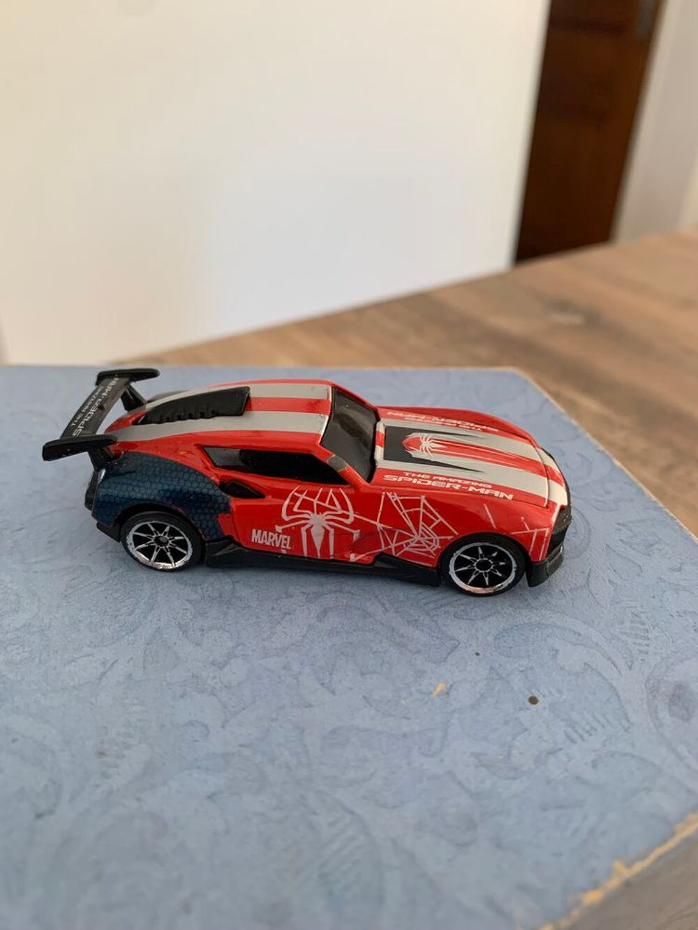 Jouet v&eacute;hicule miniature Majorette " Marvel - the Jeux / jouets