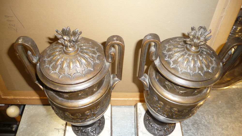 vases aux ch&eacute;rubins Décoration