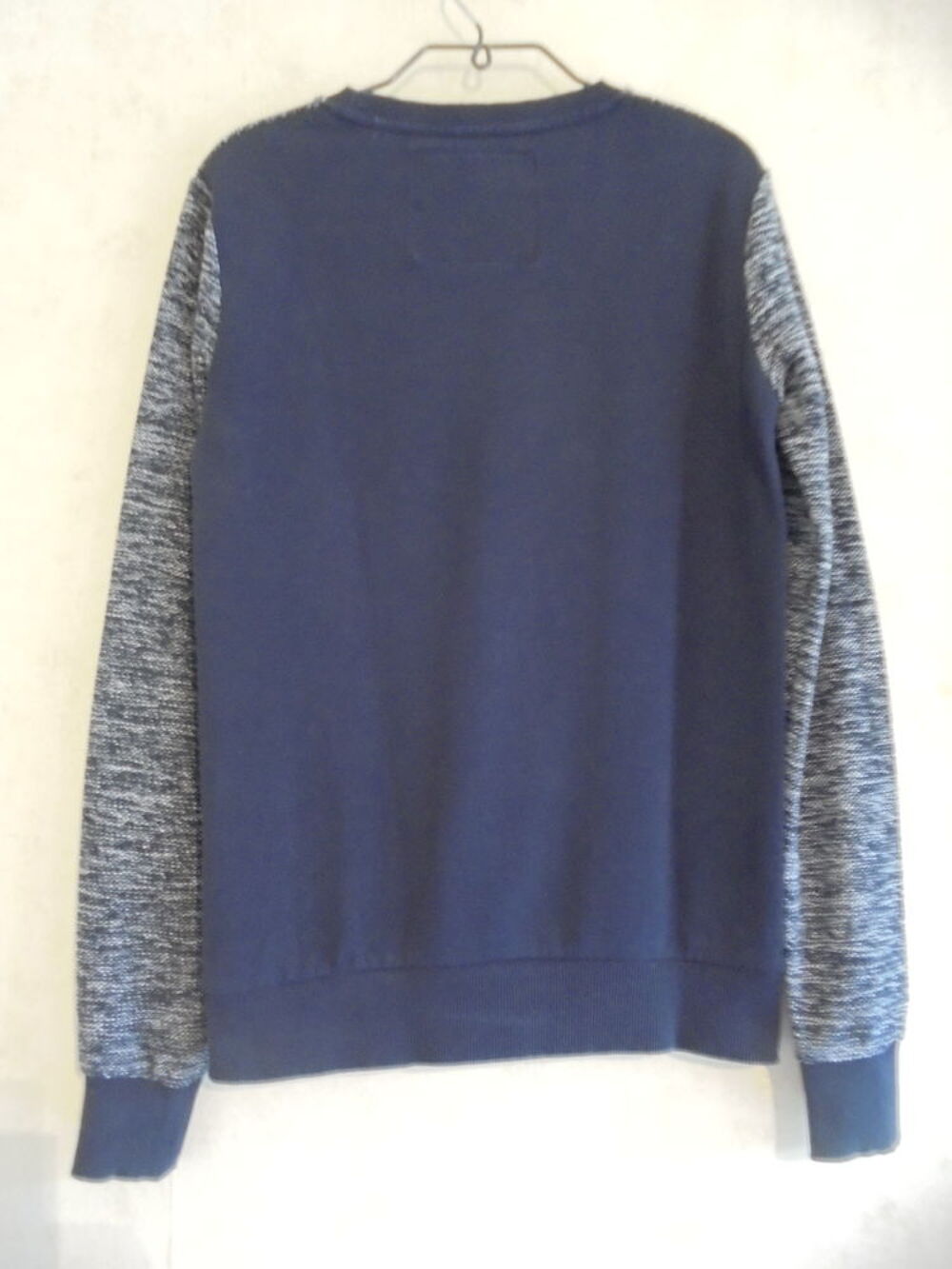 Pull BIZZBEE (93) Vêtements