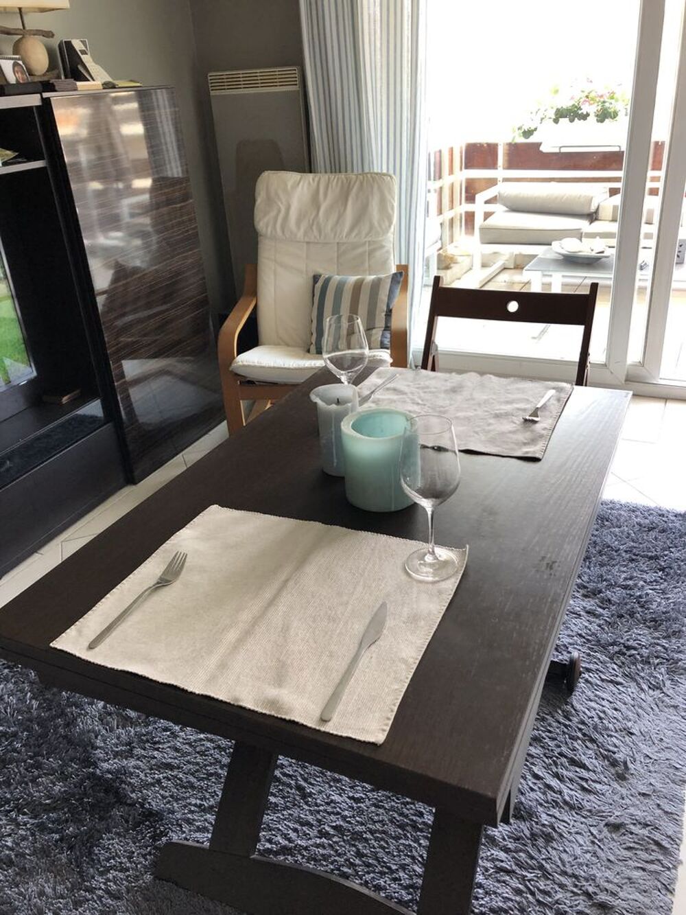 TABLE EXTENSIBLE EN NOYER Meubles