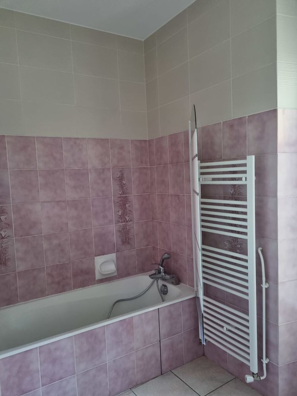 Location Appartement Bel appartement de 110 m2 avec balcon i Pontacq