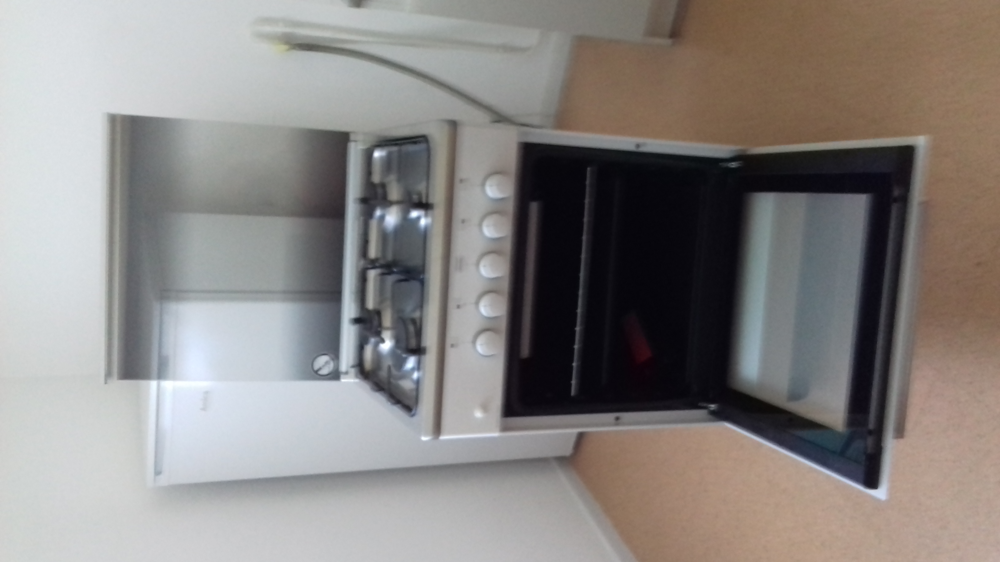 cuisini&egrave;re tr&egrave;s bon &eacute;tat Electroménager
