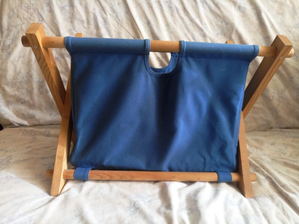 PORTE REVUE EN PIN NATUREL REPLIABLE 55 cm X 30 cm Décoration