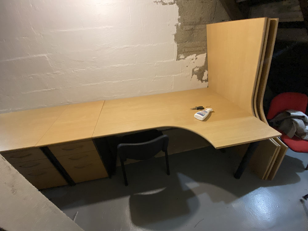 Bureau d'angle (H&ecirc;tre) avec caisson Meubles
