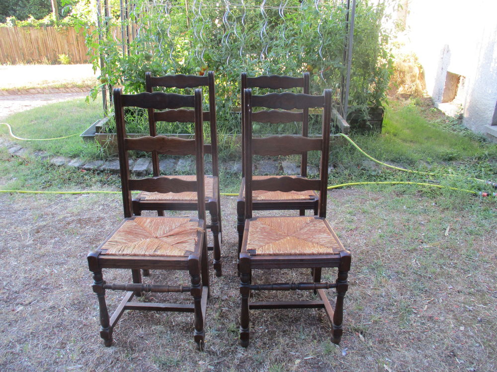 4 chaises paill&eacute;es Meubles