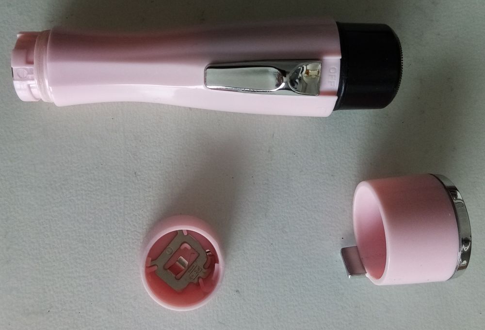 Rasoir intime, neuf Electroménager
