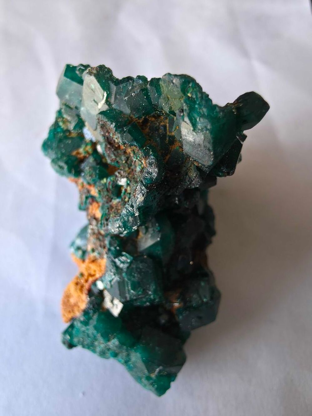 Sp&eacute;cimen Rare Dioptase Naturelle 35g-Superbes Cristaux Vert Emeraude 