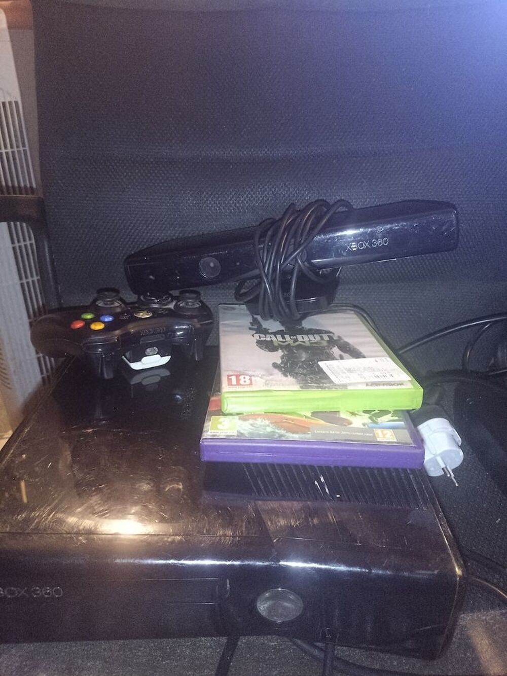 Xbox360s,250giga+kinect+5jeux Consoles et jeux vidéos