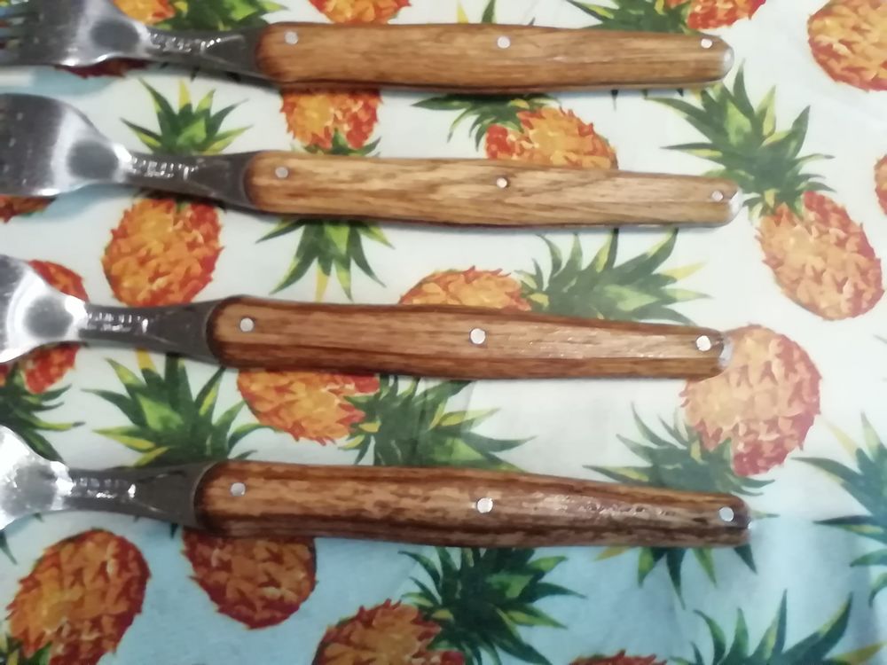 Fourchettes de qualit&eacute; LAGUIOLE JEAN DUBOST Cuisine