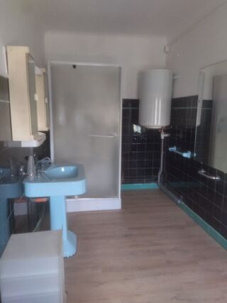  Colocation à louer 6 pièces 128 m²