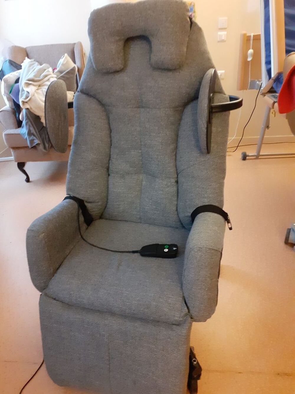 FAUTEUIL ELECTRIQUE Meubles