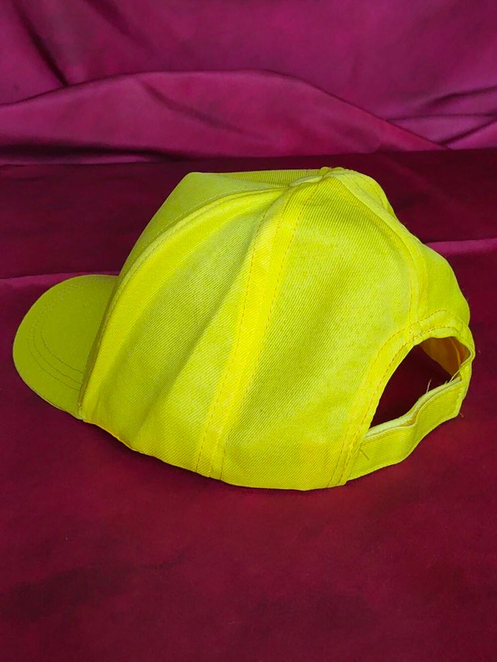 Casquette LCL neuve jamais port&eacute; ( n&deg;2) Vtements