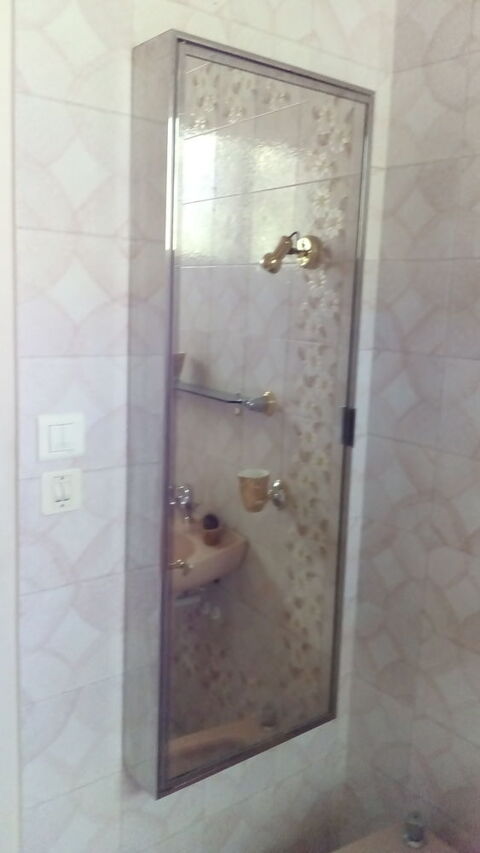 Armoire miroir Salle de bain 95 Montferrand-le-Ch�teau (25)