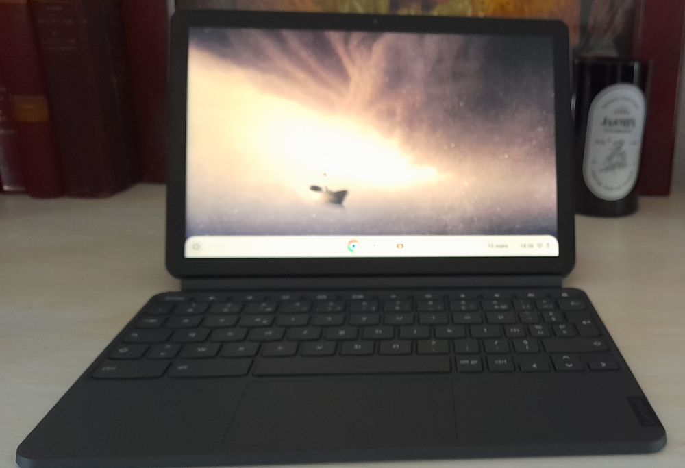 Chromebook 2-en-1 Lenovo IdeaPad Duet, clavier d&eacute;tachable Matériel informatique