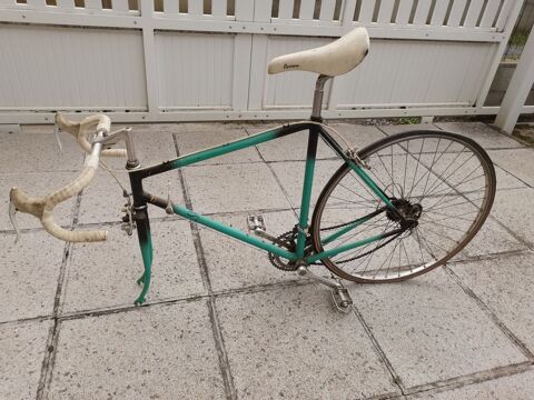 Vlo de route en l'tat 0 Aubire (63)