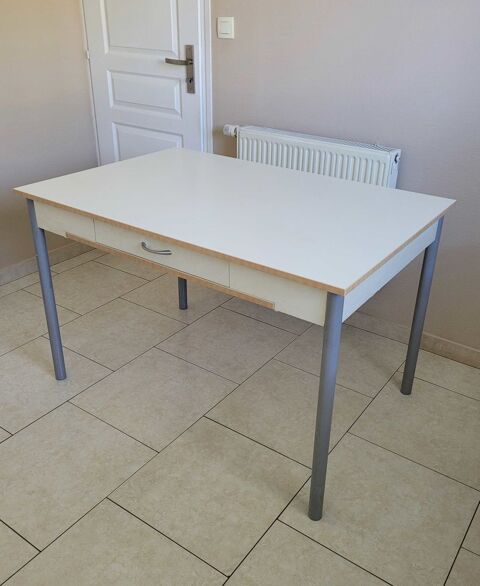 Table IKEA 58 Bondoufle (91)