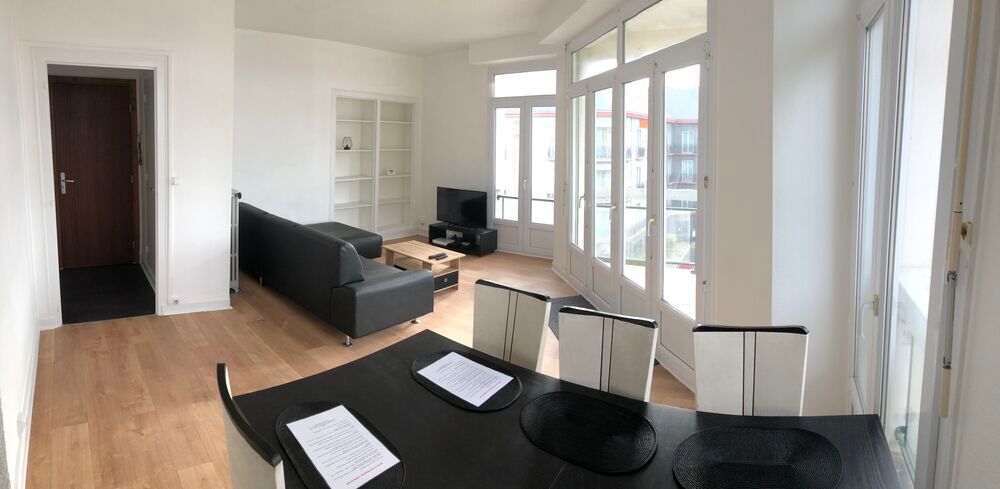 Location Appartement T4 meublé 110m2 - 3 chambre, 1 SDB - Face gare Saint-nazaire