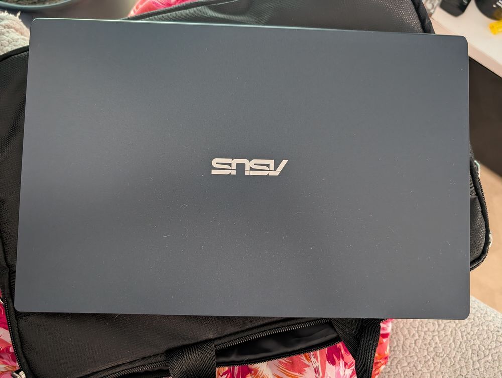 Ordinateur portable azur neuf Matériel informatique