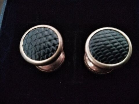 Boutons de manchette vintage 
11 Beaurainville (62)