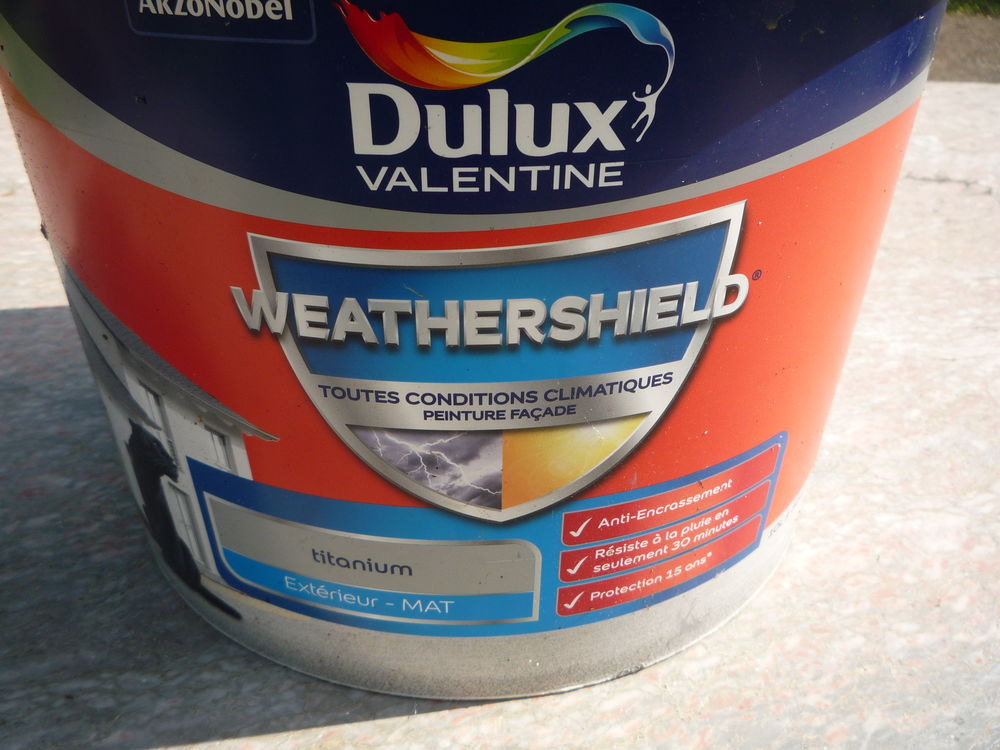 Peinture Ripolin gris anthracite/Dulux Valentine titanium Bricolage