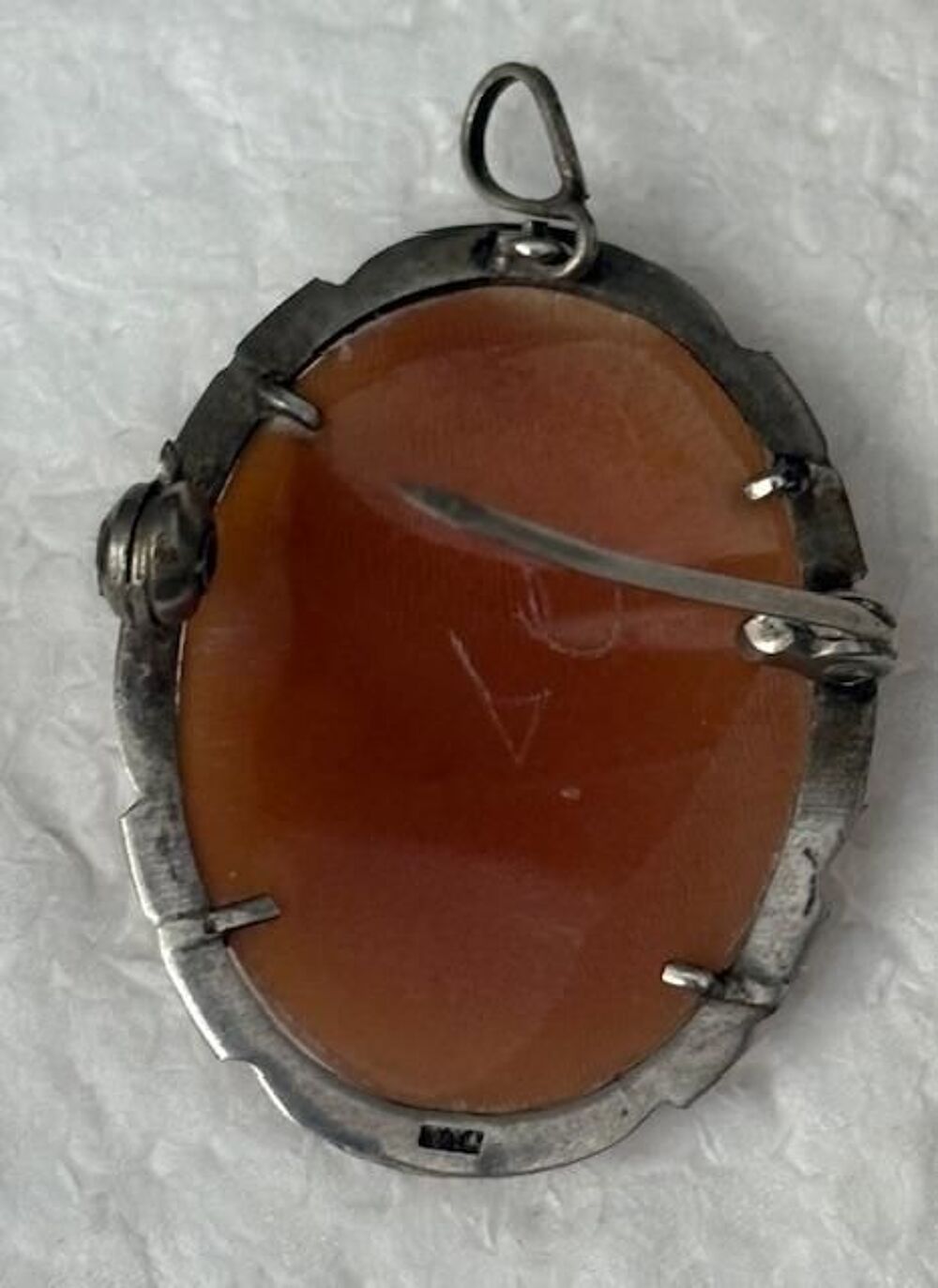 Broche Pendentif ancien CAMEE monture en ARGENT poin&ccedil;on Bijoux et montres