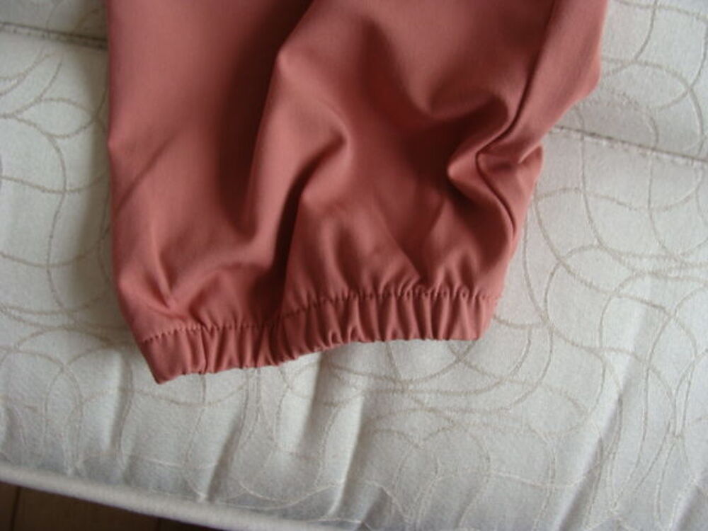 Pantalon rose 46 Vêtements