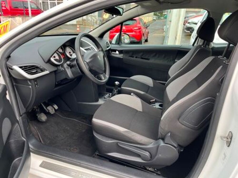207 1.4 VTi 95ch Active 2009 occasion 42700 Firminy
