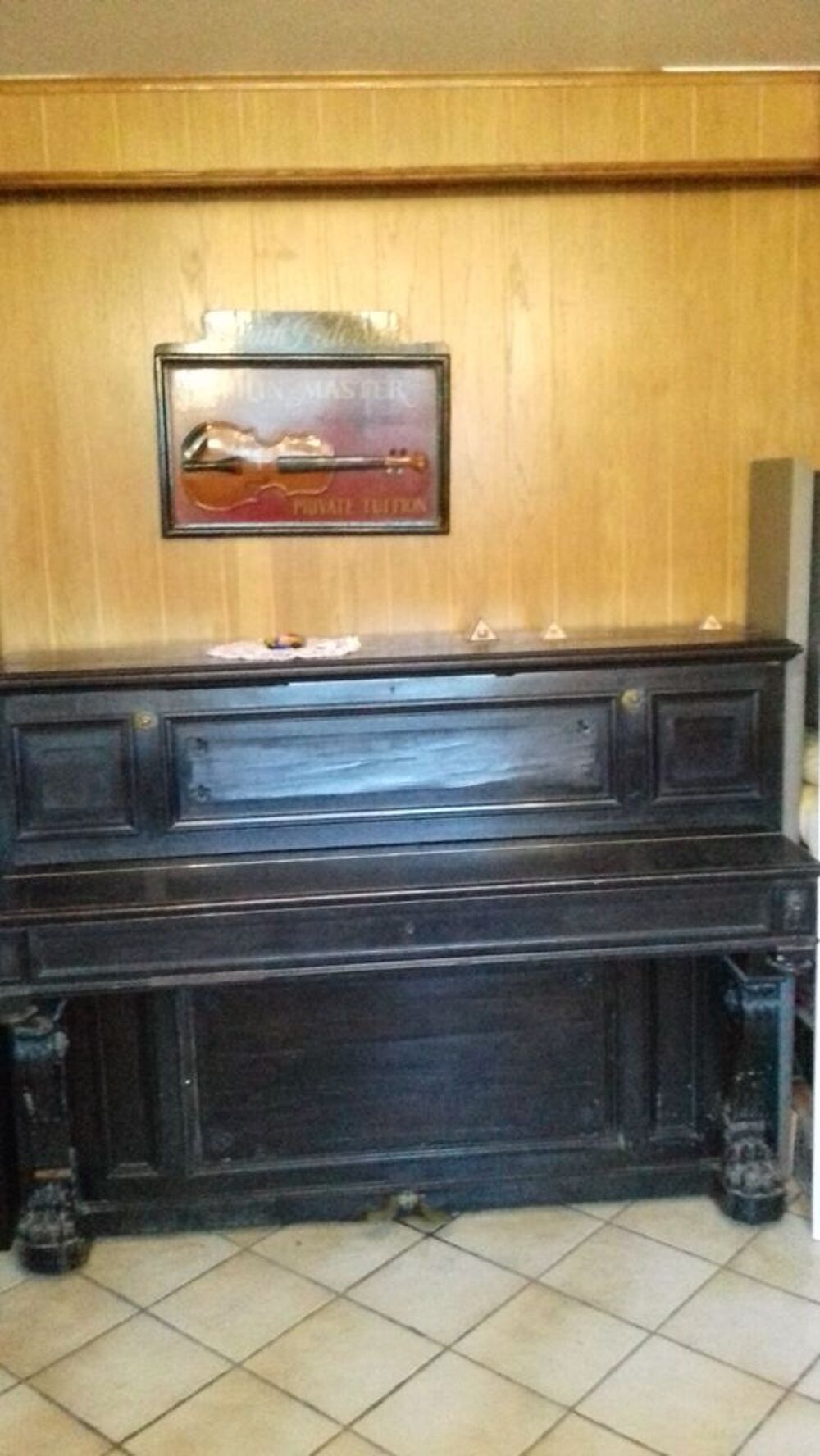 piano ERARD 
&agrave; accorder 
2 notes &agrave; r&eacute;parer Bricolage