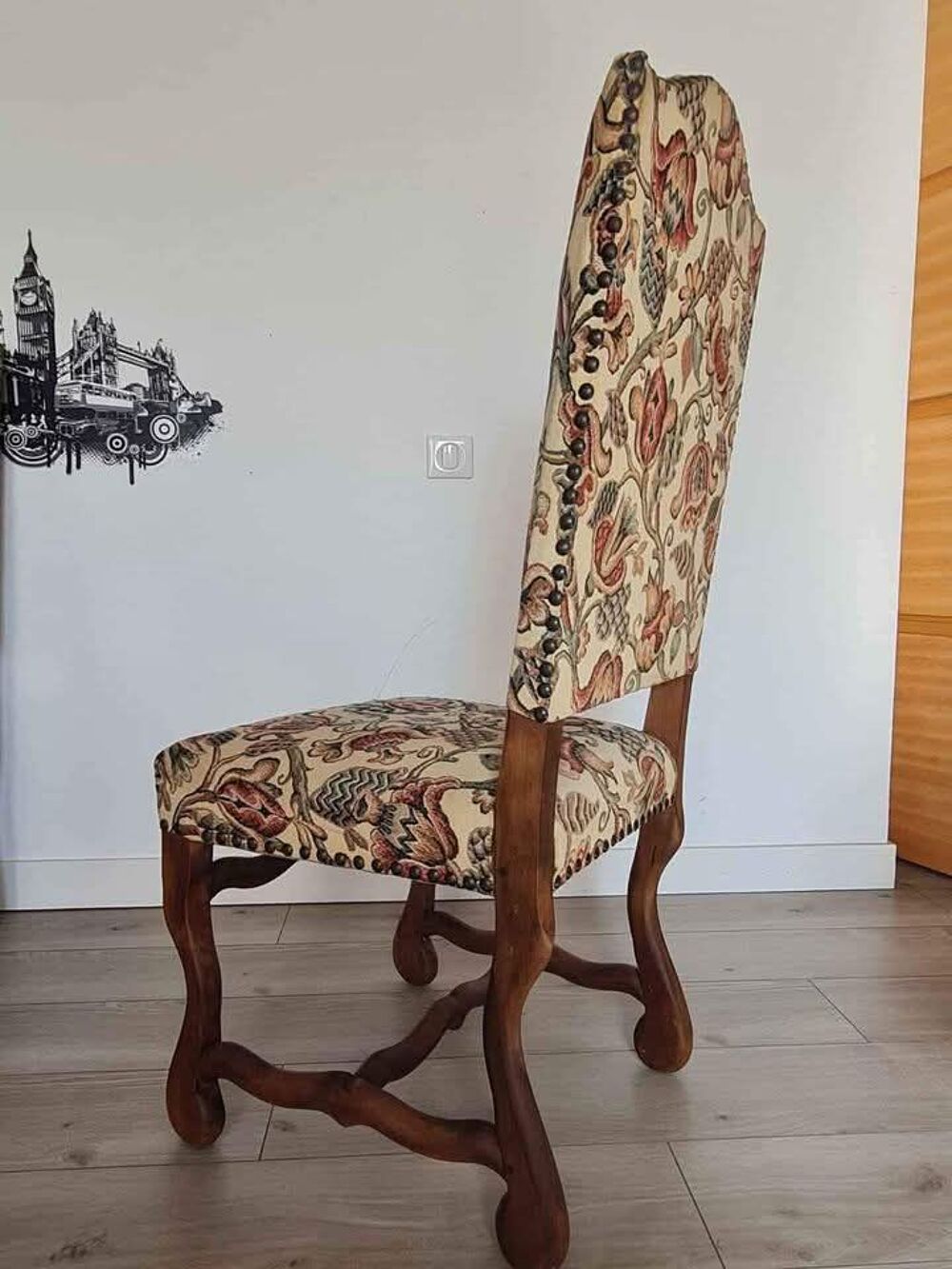 Chaise recouvert de tapisserie, style Louis XIV Meubles