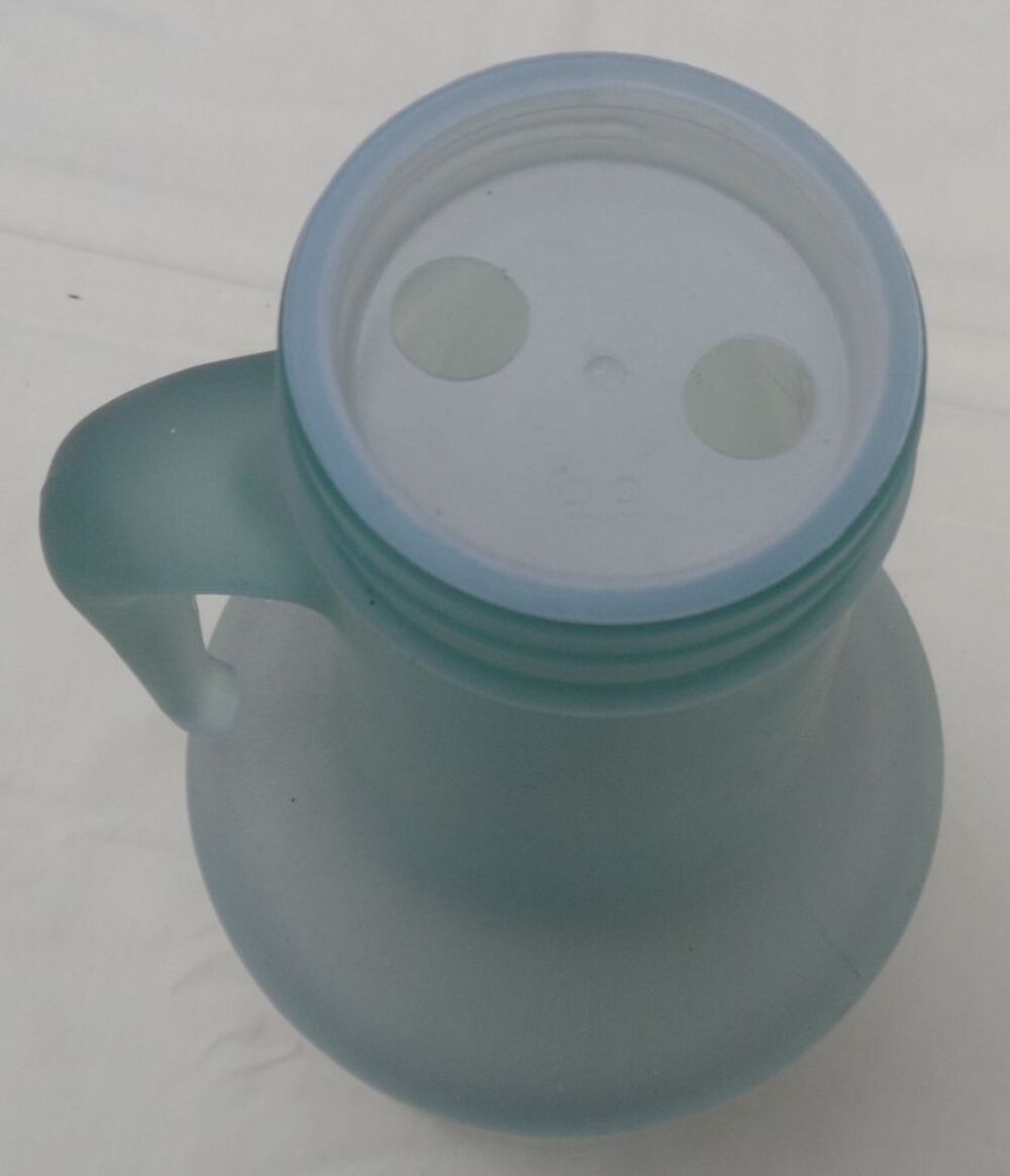 Carafe CHOC'MENTHE avec un bouchon &agrave; vis ?la menthe sauvage' Cuisine