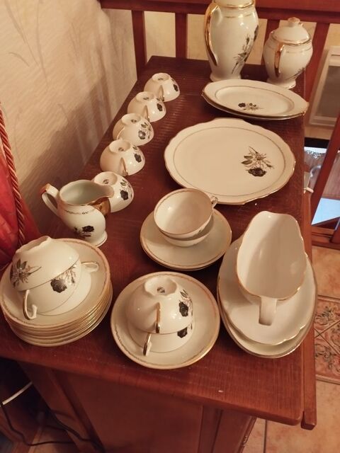 service en porcelaine 30 Dombasle-sur-Meurthe (54)