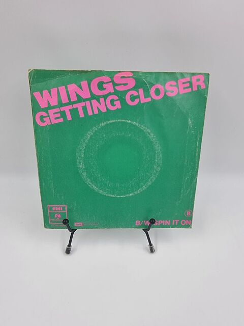 Vinyle 45 tours Wings Getting Closer : B/W Spin it on  5 Vulbens (74)