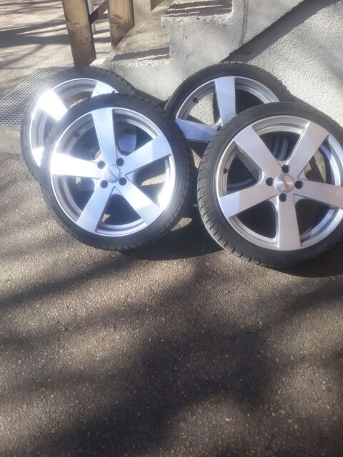 Pi&egrave;ces et &eacute;quipements Voiture Pi&egrave;ces et &eacute;quipements Voiture  occasion Albertville 73200