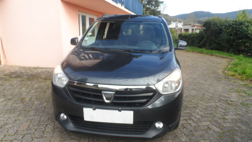 Lodgy 1.5 dCI 110 FAP 7 places Laur&eacute;ate 2013 occasion 88230 Fraize
